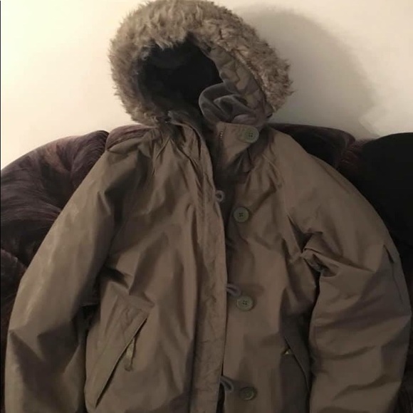 Columbia Jacket - Picture 1 of 4